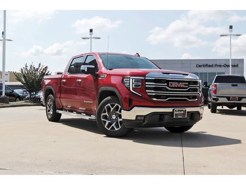 Used 2026 GMC Sierra 1500 SLT RWD image 1