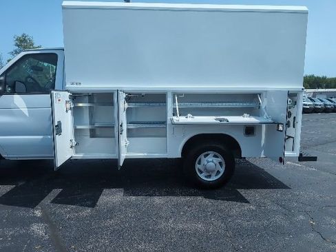 New 2025 Ford E-350 and Econoline 350 Super Duty w/ Power Equipment Group RWD image 21