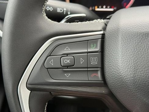 New 2025 Jeep Grand Cherokee L Laredo w/ Luxury Tech Group I AWD/4WD image 18