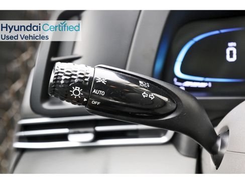 Certified 2025 Hyundai Elantra Sport FWD image 20