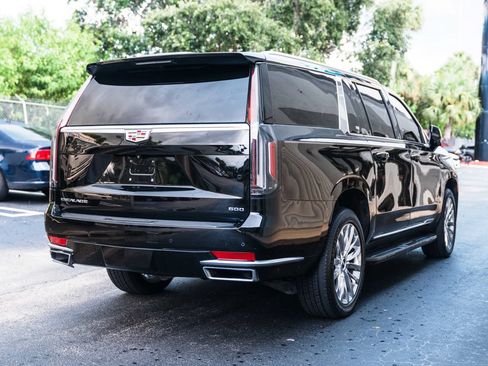 Used 2021 Cadillac Escalade ESV Luxury RWD image 7