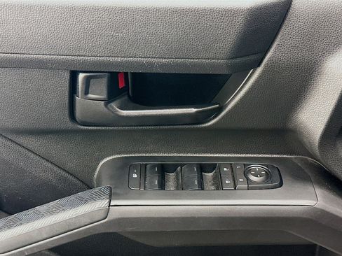 Used 2024 Toyota Tacoma SR5 image 15