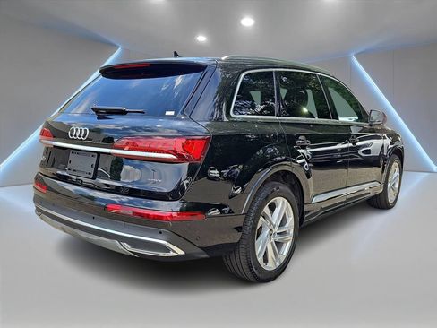 Used 2023 Audi Q7 3.0T Premium w/ Convenience Package AWD/4WD image 4