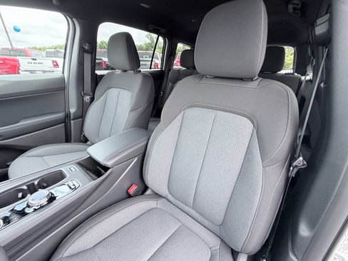 New 2026 Jeep Cherokee Laredo AWD/4WD image 21