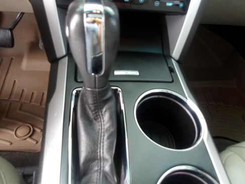 Used 2013 Ford Explorer Limited image 26