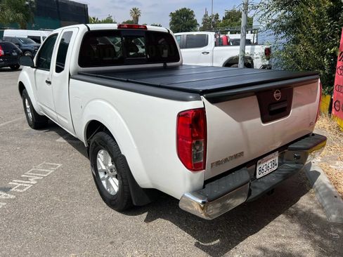 Used 2019 Nissan Frontier SV RWD image 5