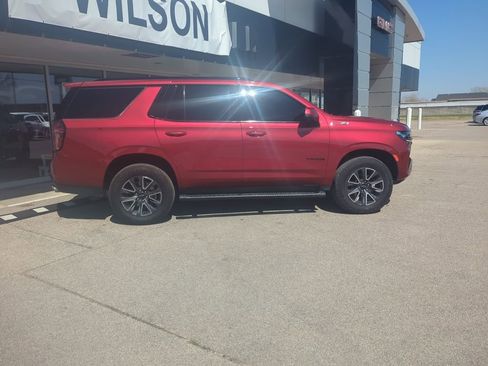 Used 2023 Chevrolet Tahoe Z71 w/ Z71 Off-Road Package AWD/4WD image 5
