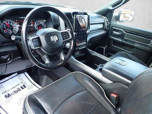 Used 2022 RAM 2500 Laramie w/ Night Edition AWD/4WD image 9