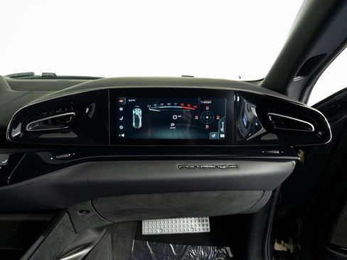 Used 2025 Ferrari Purosangue AWD/4WD image 34