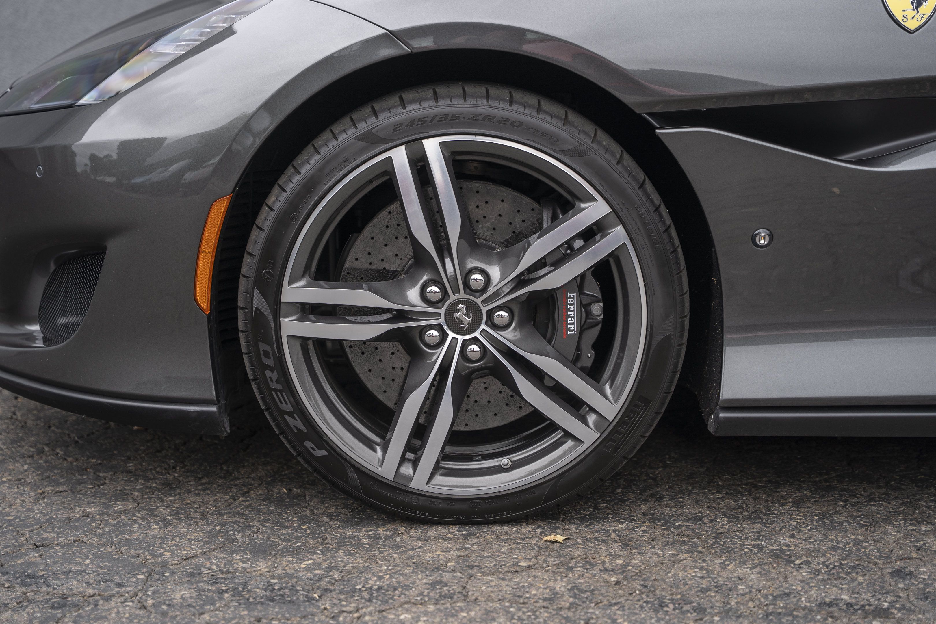 Used 2020 Ferrari Portofino RWD image 17