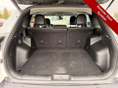 Used 2019 Jeep Cherokee Trailhawk w/ Comfort & Convenience Group AWD/4WD image 30