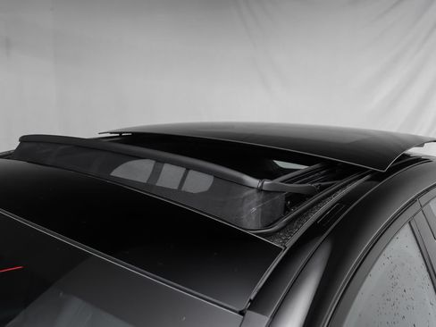 New 2026 Mercedes-Benz E 53 AMG e 4MATIC Sedan image 5