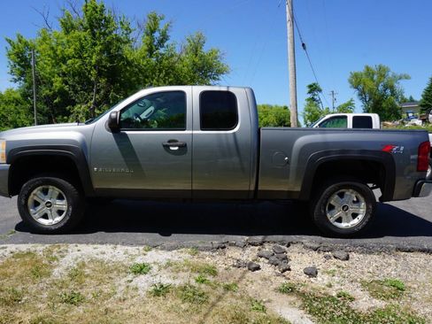 Used 2008 Chevrolet Silverado 1500 LT w/ Power Pack Plus AWD/4WD image 6