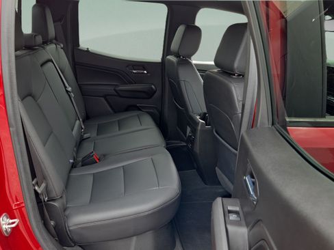 Certified 2024 Chevrolet Colorado LT w/ LT Convenience Package III RWD image 19