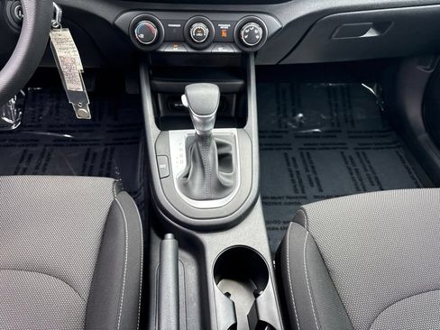 Used 2024 Kia Forte LXS w/ LXS Technology Package FWD image 20