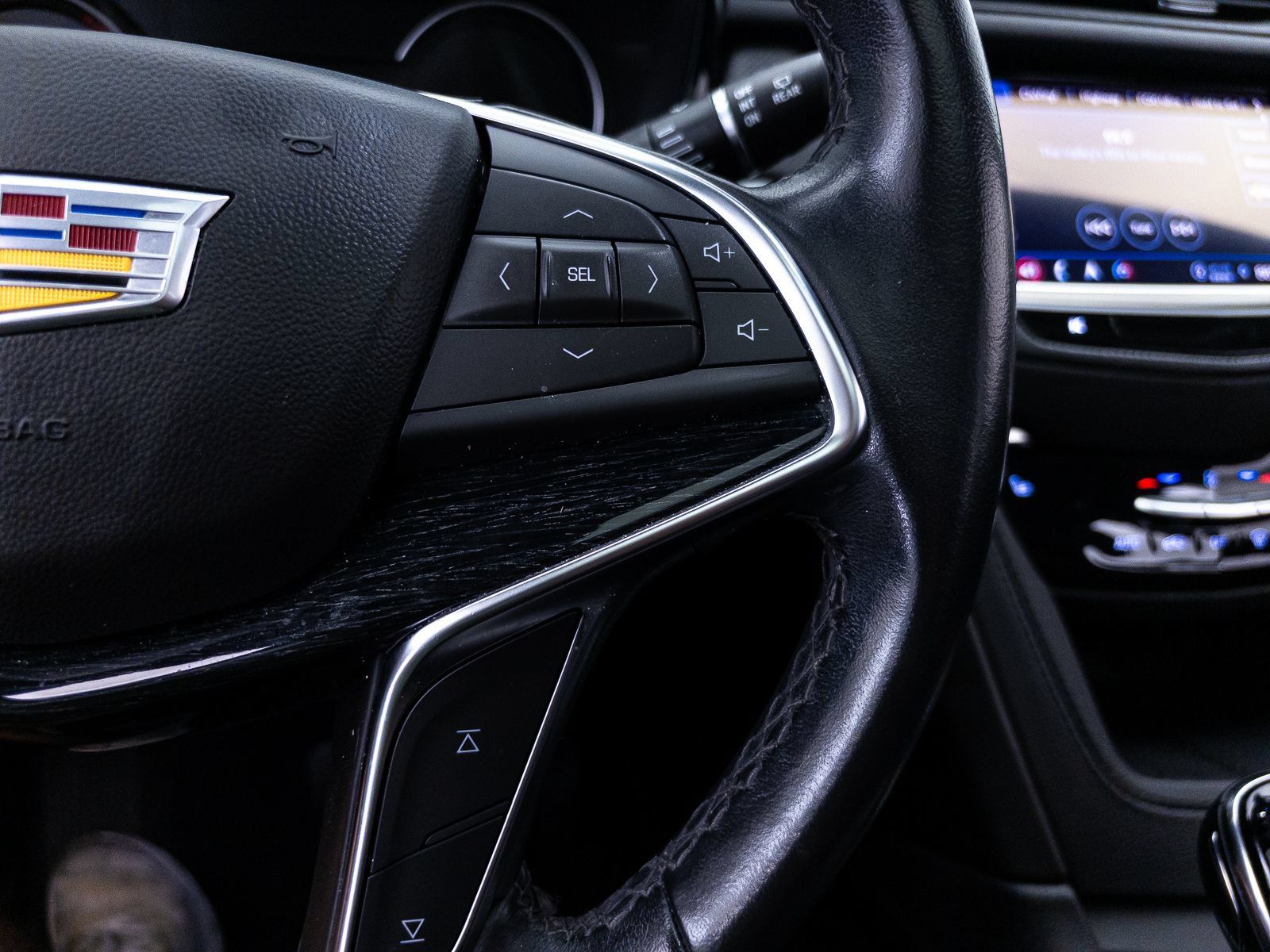 Used 2023 Cadillac XT5 Premium Luxury FWD image 35