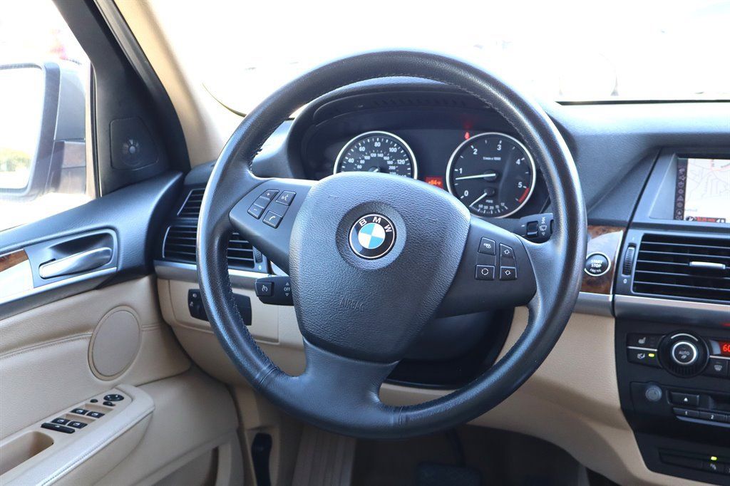 Used 2012 BMW X5 xDrive35d AWD/4WD image 14