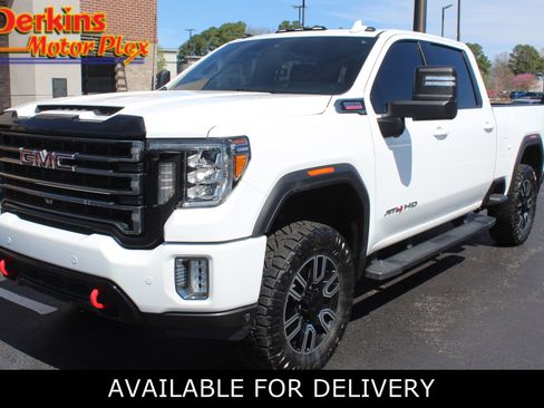 Used 2020 GMC Sierra 2500 AT4 w/ AT4 Premium Package image 1