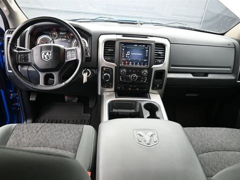 Used 2018 RAM 1500 SLT image 16