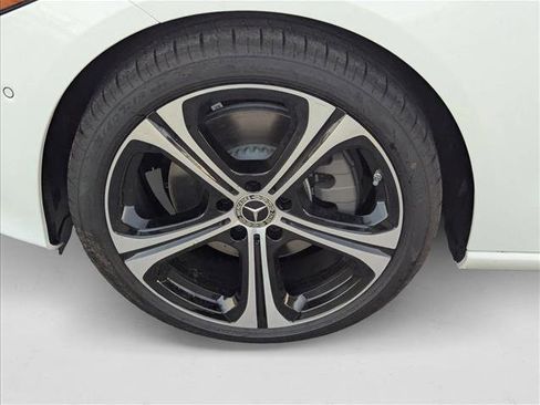 New 2025 Mercedes-Benz C 300 Sedan image 9