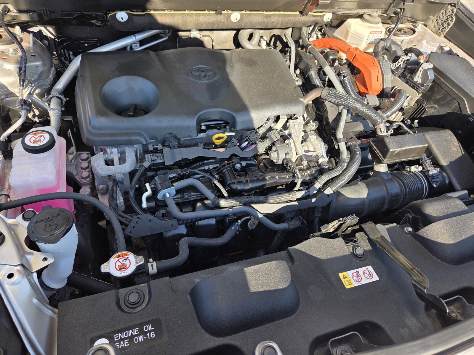 Used 2022 Toyota Venza XLE AWD/4WD image 18