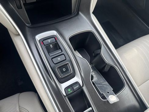 Certified 2020 Honda Accord EX-L image 35