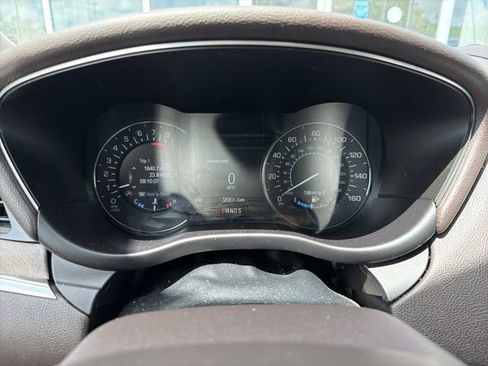 Used 2019 Lincoln MKC Reserve image 12