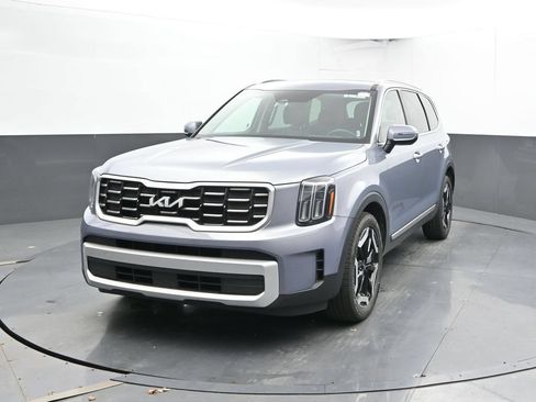 Used 2025 Kia Telluride S AWD/4WD image 5