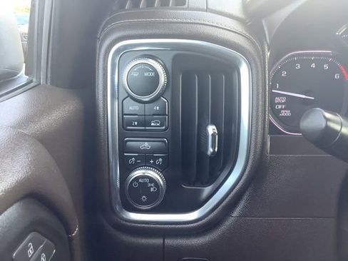 Used 2021 GMC Sierra 1500 SLE image 15