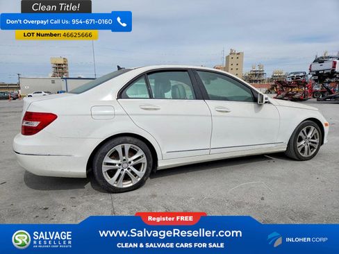 Used 2013 Mercedes-Benz C 250 Sedan image 4
