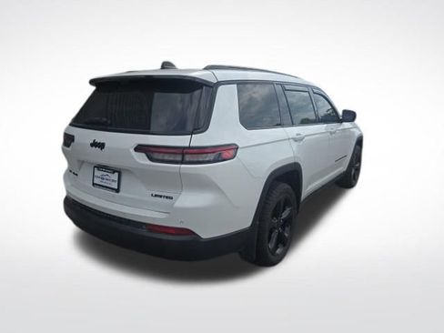 Used 2023 Jeep Grand Cherokee L Limited w/ Luxury Tech Group II AWD/4WD image 2