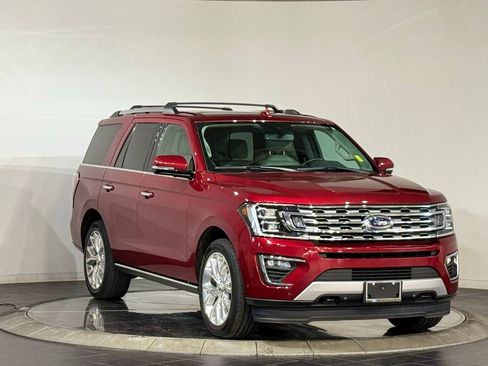 Used 2019 Ford Expedition Limited w/ Equipment Group 302A image 2