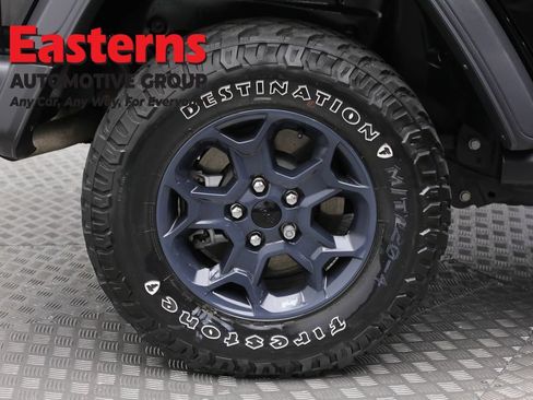 Used 2023 Jeep Wrangler Unlimited w/ Cold Weather Group AWD/4WD image 31