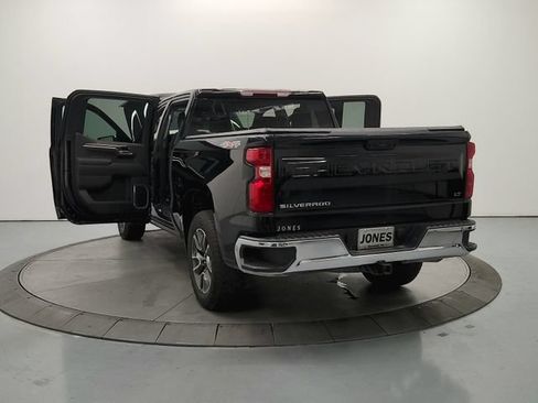 Used 2024 Chevrolet Silverado 1500 LT AWD/4WD image 15