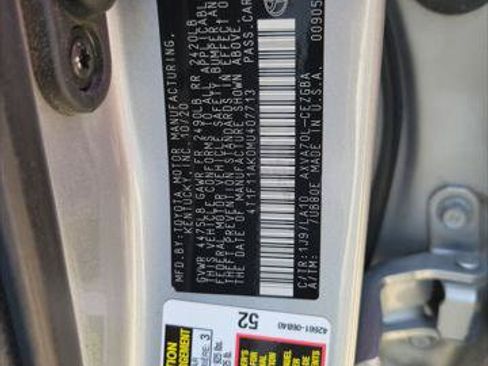 Certified 2021 Toyota Camry XLE FWD image 39