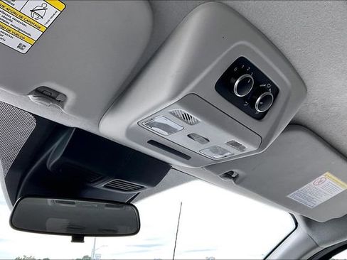 Used 2023 Ford Transit 350 XLT image 23