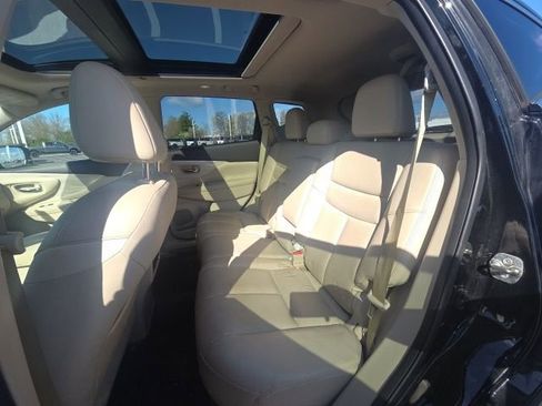 Used 2015 Nissan Murano Platinum w/ Platinum Technology Package image 19