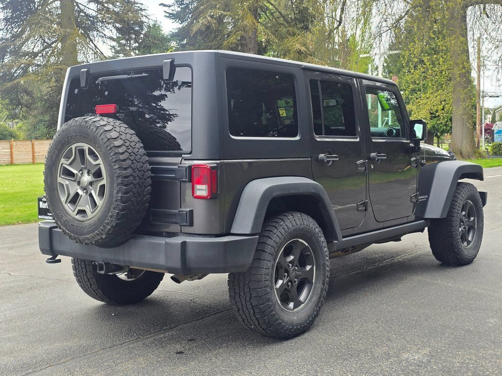 Used 2017 Jeep Wrangler Unlimited Rubicon w/ Connectivity Group AWD/4WD image 6