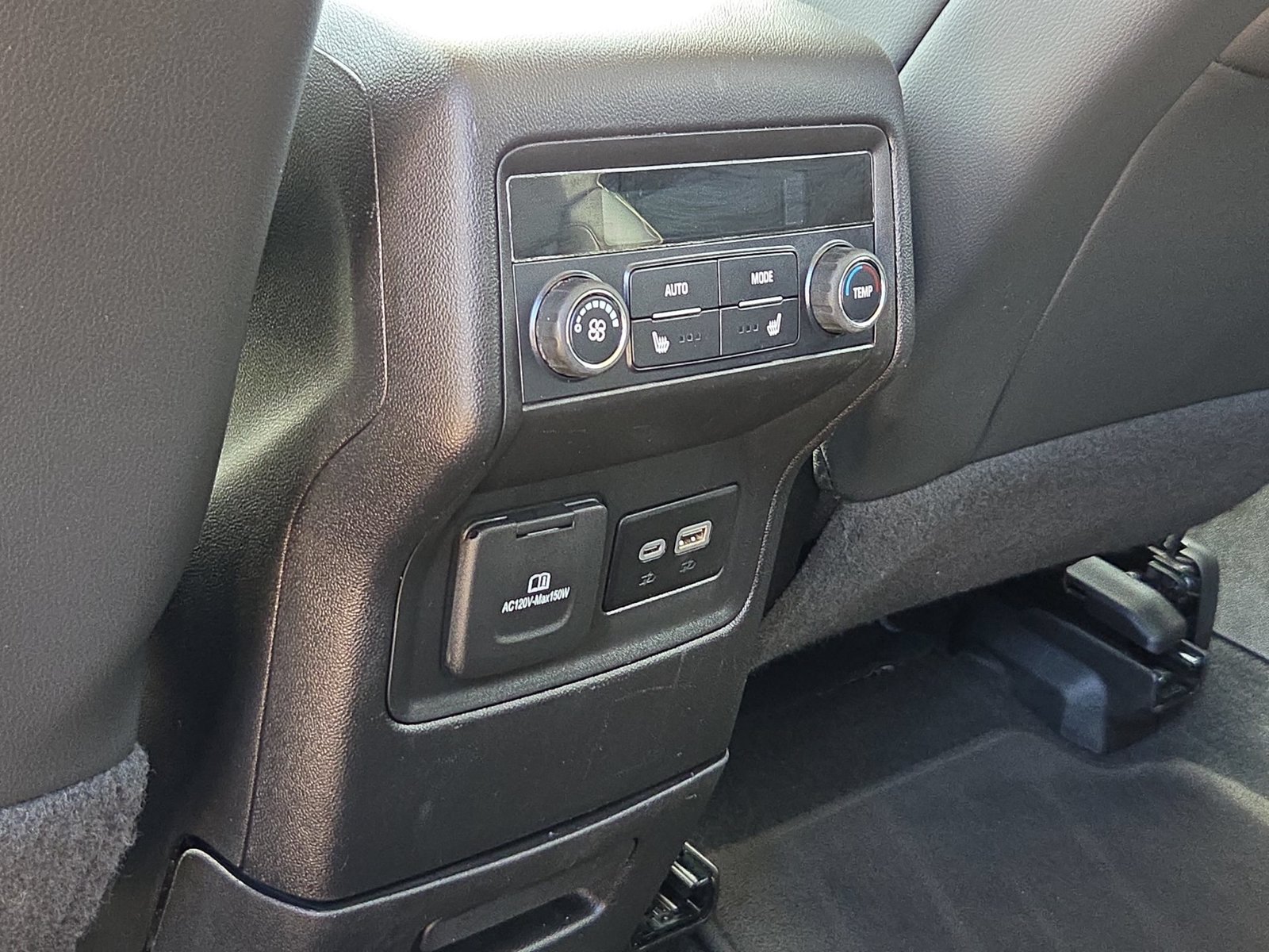 Used 2023 GMC Acadia Denali FWD image 21