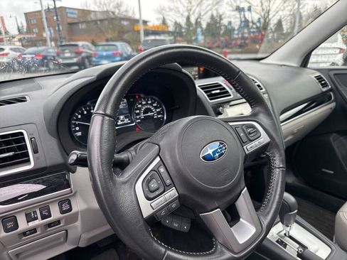 Used 2018 Subaru Forester 2.5i Limited image 7