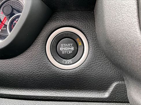 Used 2024 RAM 3500 Tradesman w/ Chrome Appearance Group image 31