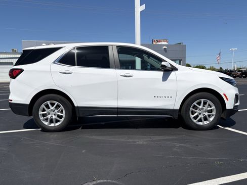 Used 2022 Chevrolet Equinox LT image 9