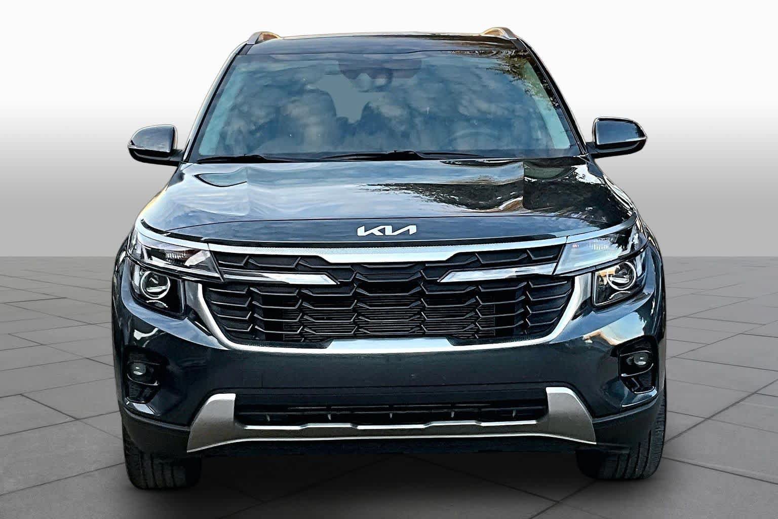 Certified 2024 Kia Seltos EX AWD/4WD image 4