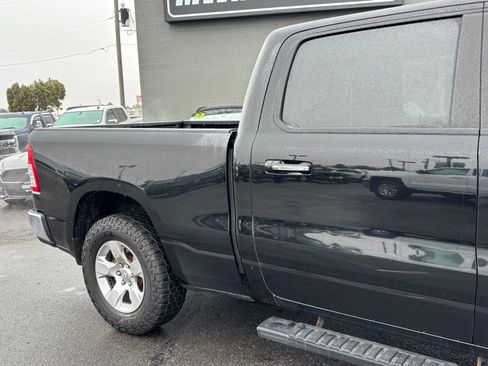 Used 2019 RAM 1500 Big Horn image 3