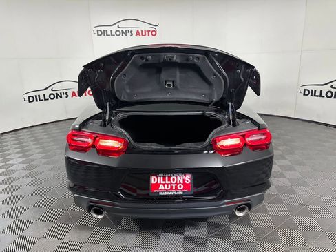 Used 2022 Chevrolet Camaro LT RWD image 6