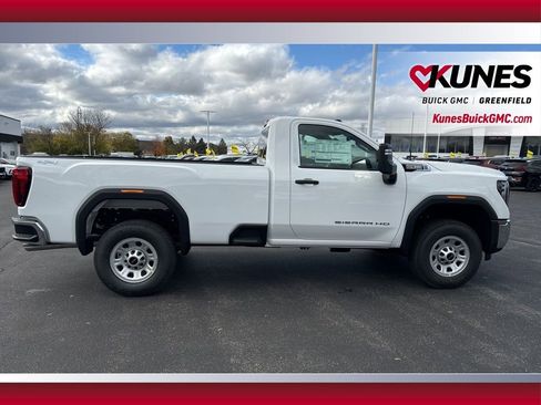 New 2025 GMC Sierra 3500 Pro image 10