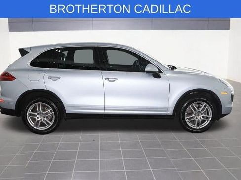 Used 2016 Porsche Cayenne AWD/4WD image 7