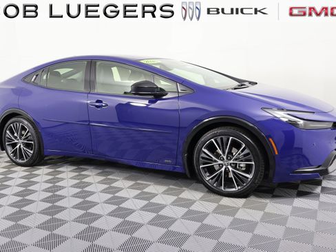 Used 2026 Toyota Prius LE image 2