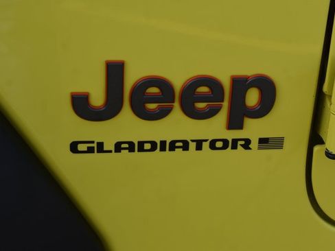 Used 2023 Jeep Gladiator Mojave w/ Trailer Tow Package image 12