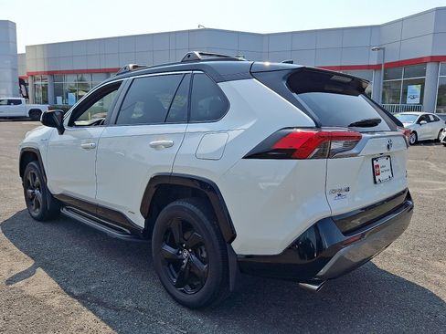 Certified 2020 Toyota RAV4 XSE w/ Carpet Mat Package image 5